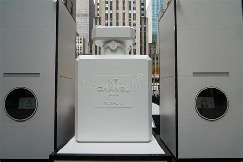 chanel 5 rockefeller center|Rockefeller Center chanel perfume.